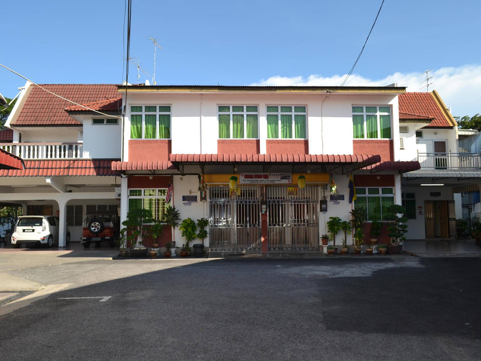 Megastar Inn Vacation Stay Kangar Zewnętrze zdjęcie